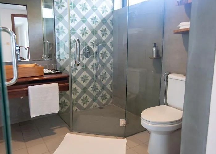 Daco Hotel 4*